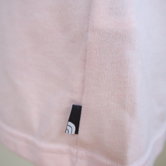 COPY - The North Face Flashdry Half Short Sleeve … - Picture 6 of 8